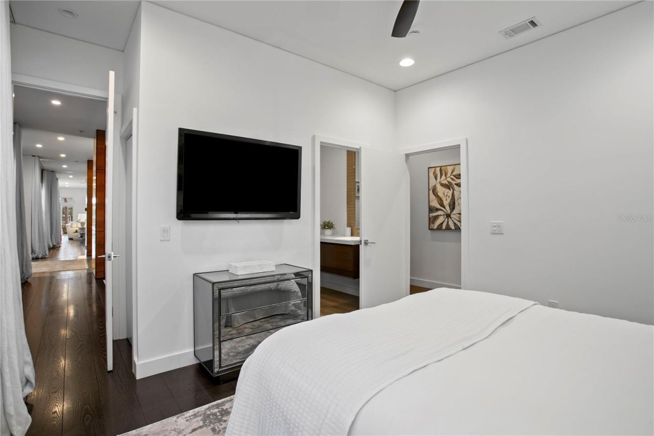 1155 Abbeys Way, Tampa, FL 33602 Photo