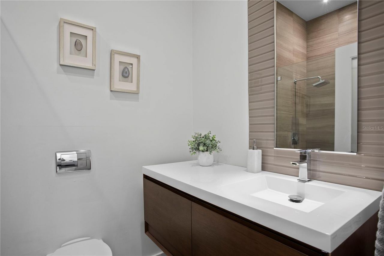 1155 Abbeys Way, Tampa, FL 33602 Photo