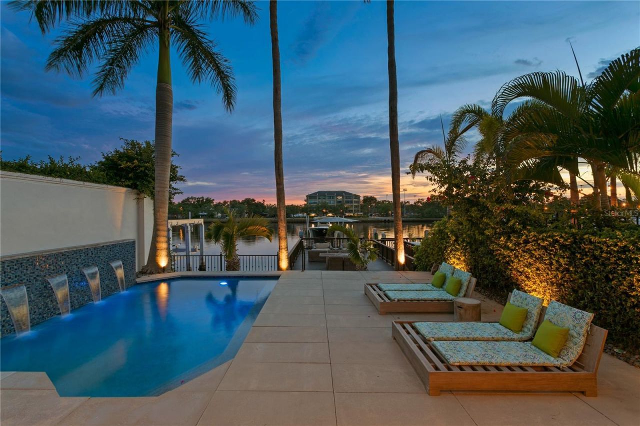 1155 Abbeys Way, Tampa, FL 33602 Photo