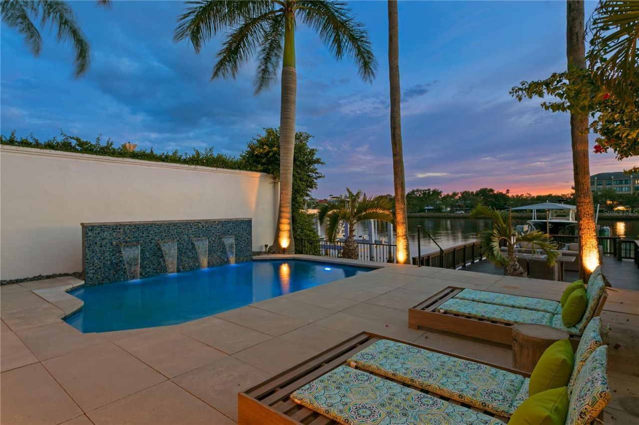 1155 Abbeys Way, Tampa, FL 33602 Photo