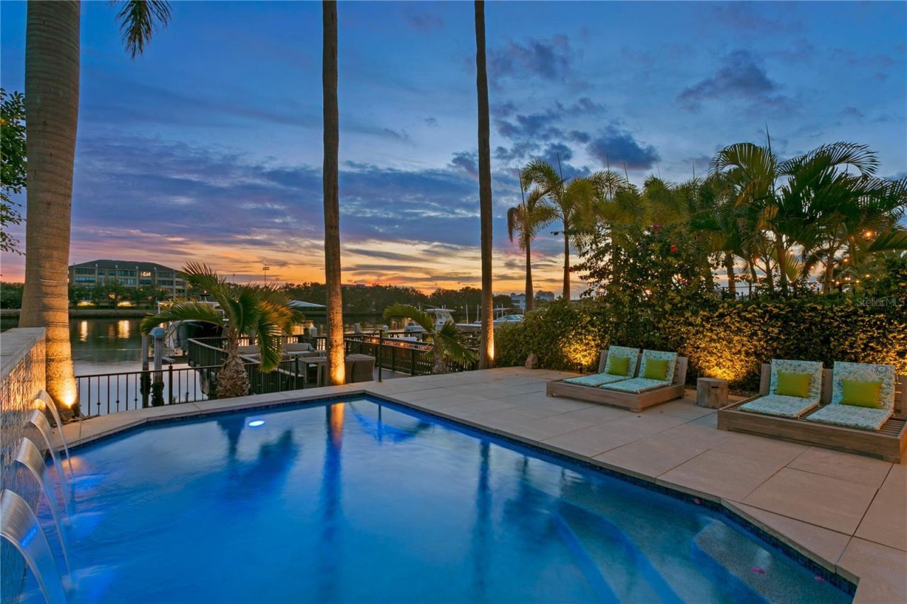 1155 Abbeys Way, Tampa, FL 33602 Photo