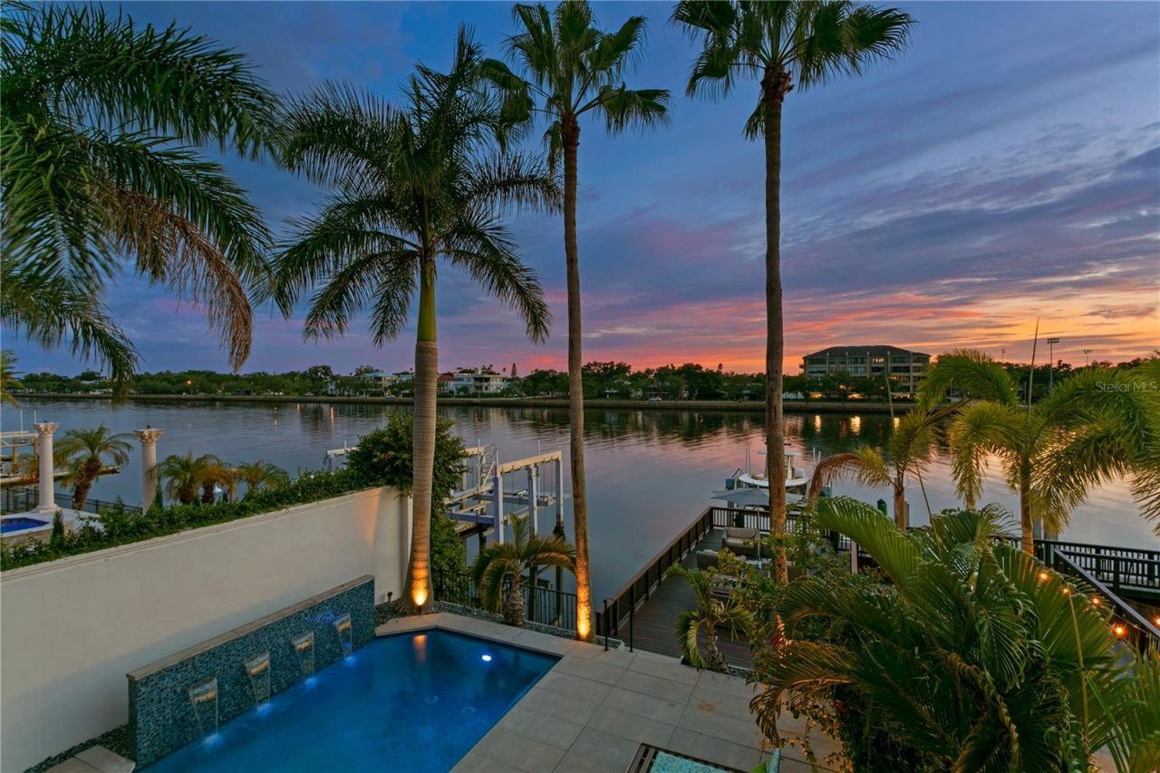 1155 Abbeys Way, Tampa, FL 33602 Photo