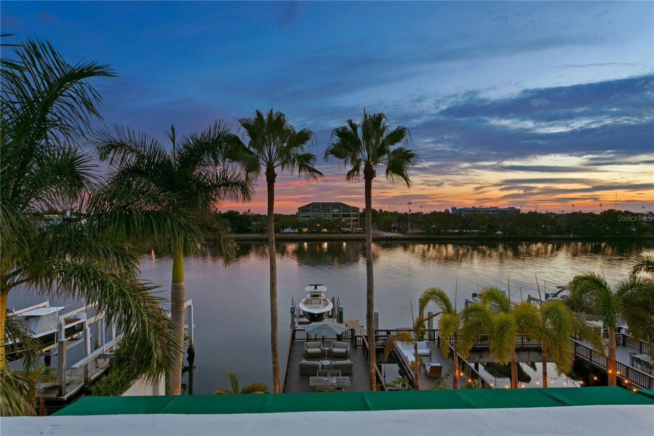 1155 Abbeys Way, Tampa, FL 33602 Photo