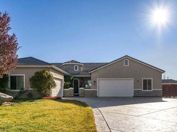 281 Saintsbury Court, Sparks, NV 89441