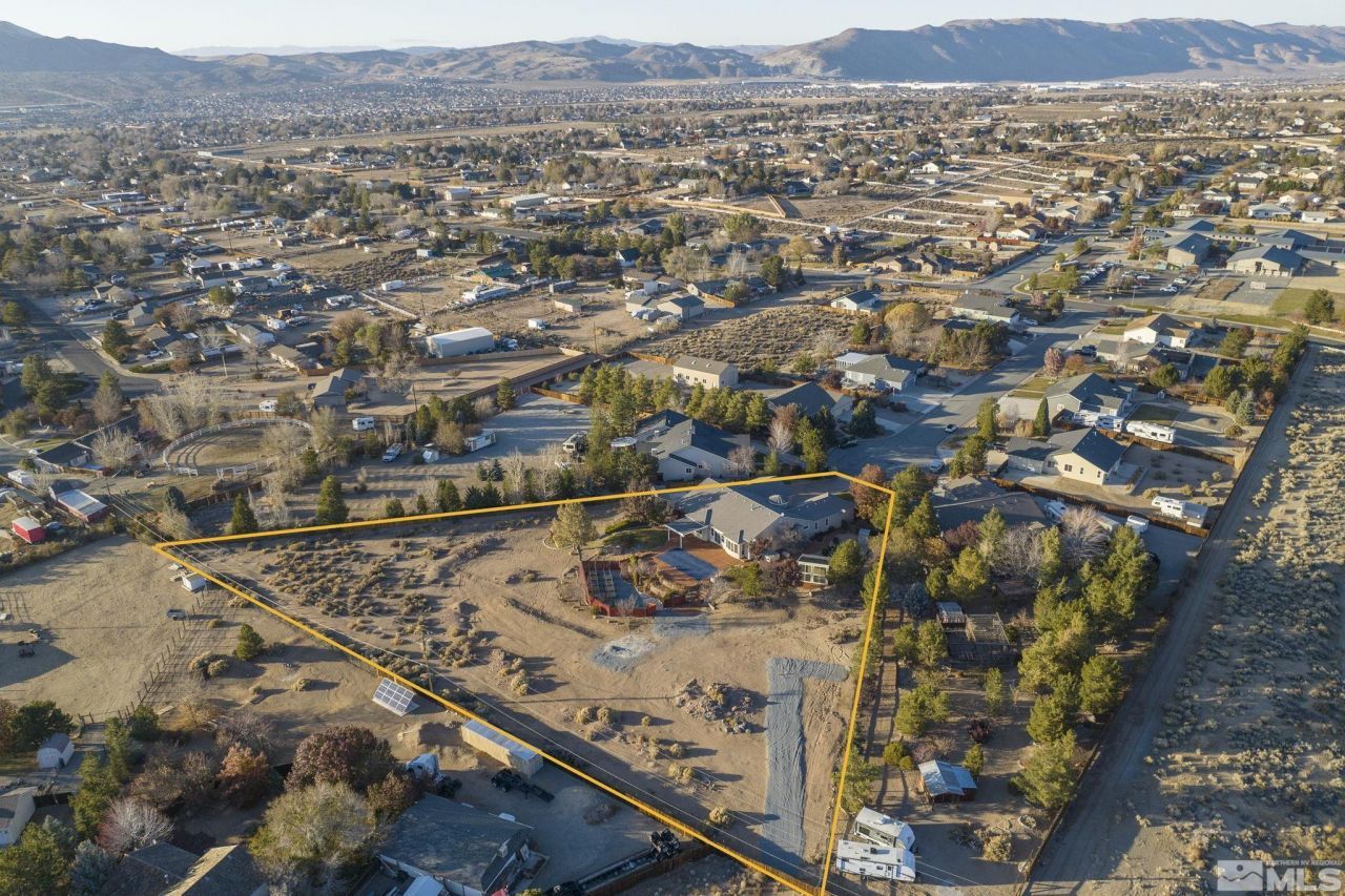 281 Saintsbury Court, Sparks, NV 89441 Photo