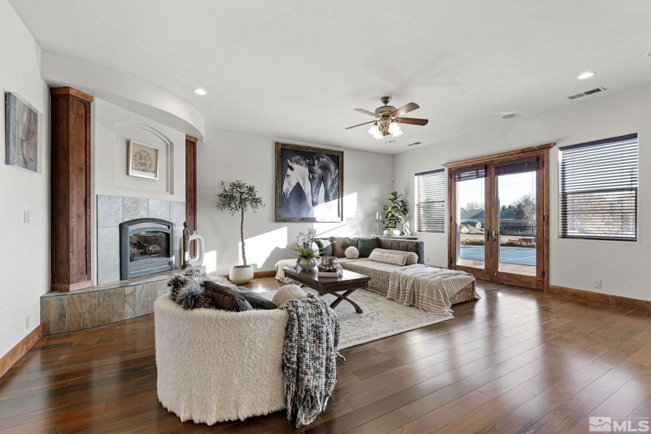 281 Saintsbury Court, Sparks, NV 89441 Photo