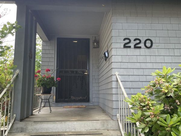 220 24th St SE, Salem, OR 97301