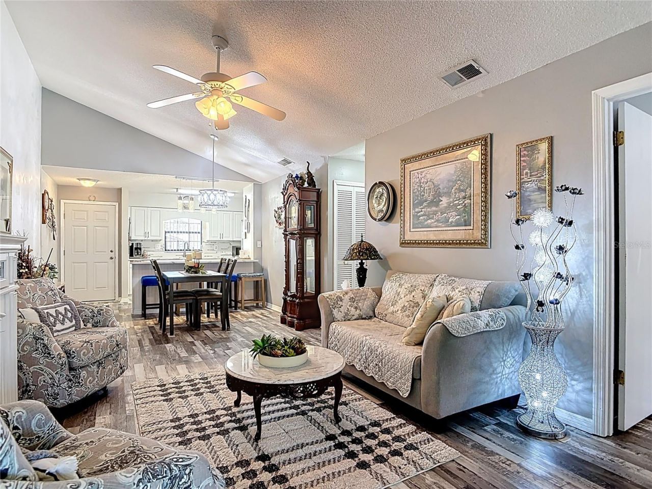301 Paradise Lane, Edgewater, FL 32132 Photo