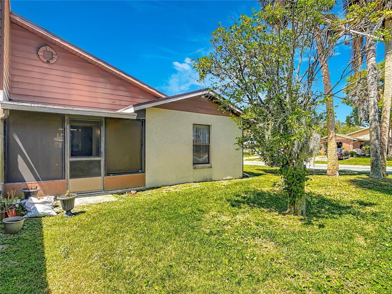 301 Paradise Lane, Edgewater, FL 32132 Photo