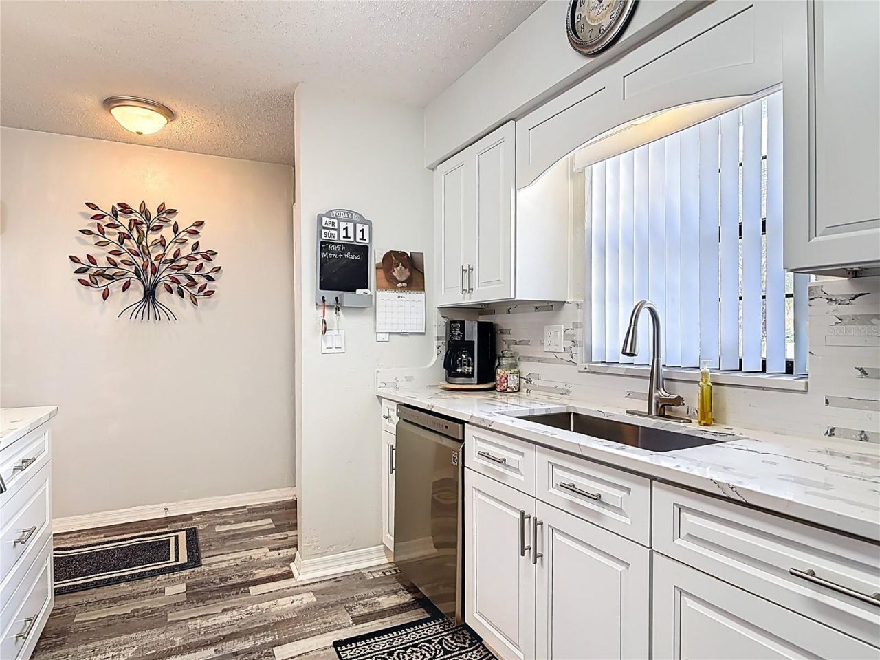 301 Paradise Lane, Edgewater, FL 32132 Photo
