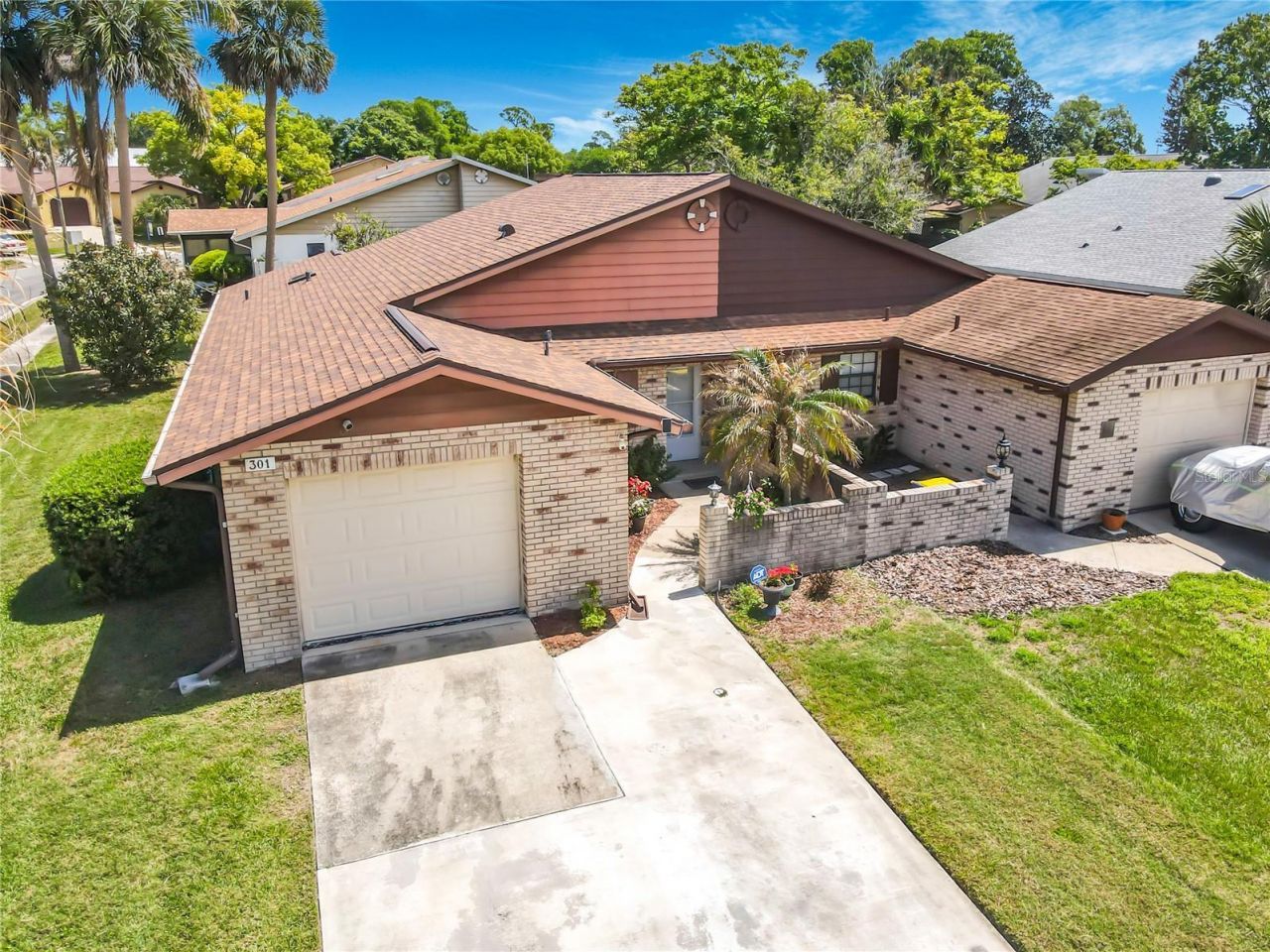 301 Paradise Lane, Edgewater, FL 32132 Photo