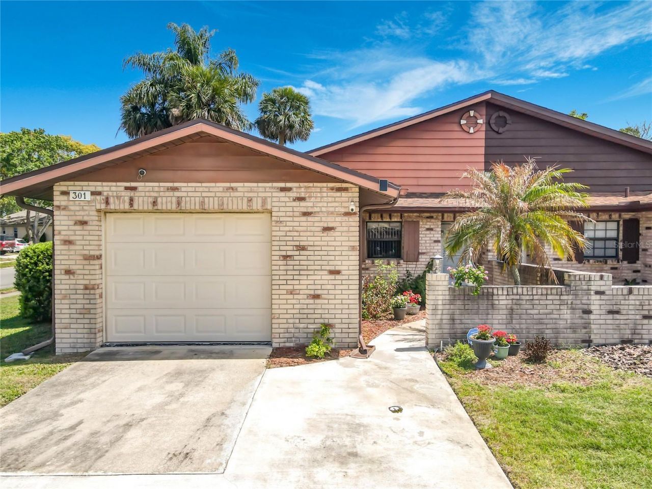 301 Paradise Lane, Edgewater, FL 32132 Photo