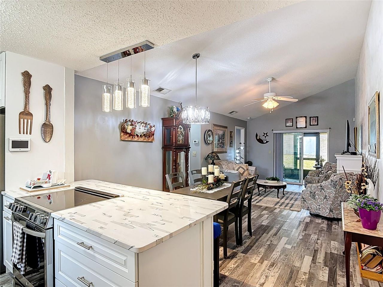 301 Paradise Lane, Edgewater, FL 32132 Photo