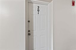 6850 Blue Heron Blvd. photo 4