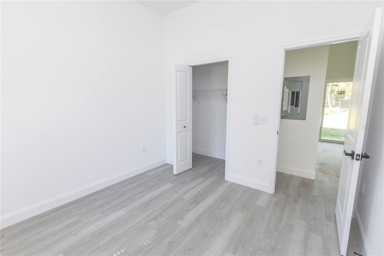 2370 Cr 423, Unit Lot 16, Lake Panasoffkee, FL 33538 Photo