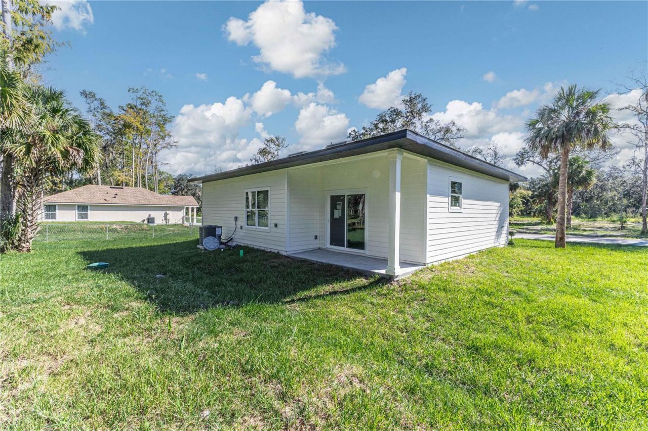 2370 Cr 423, Unit Lot 16, Lake Panasoffkee, FL 33538 Photo