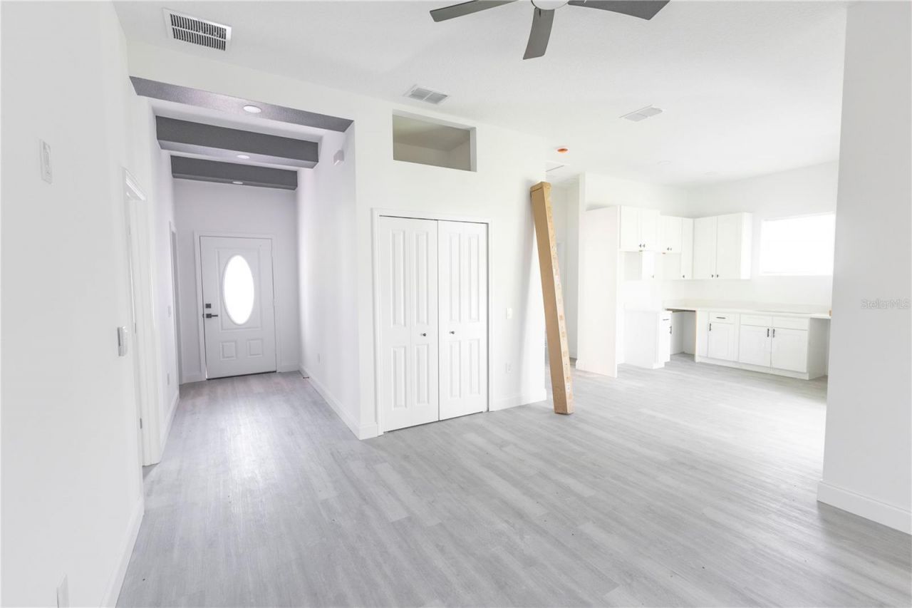 2370 Cr 423, Unit Lot 16, Lake Panasoffkee, FL 33538 Photo