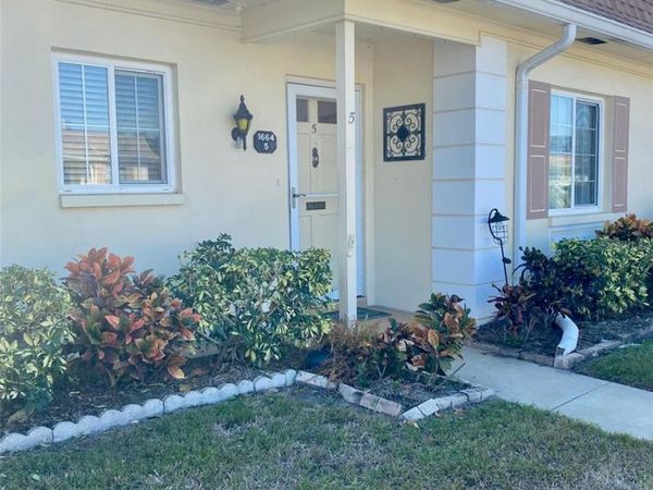 1664 S LAKE AVENUE, Unit 5, CLEARWATER, FL 33756