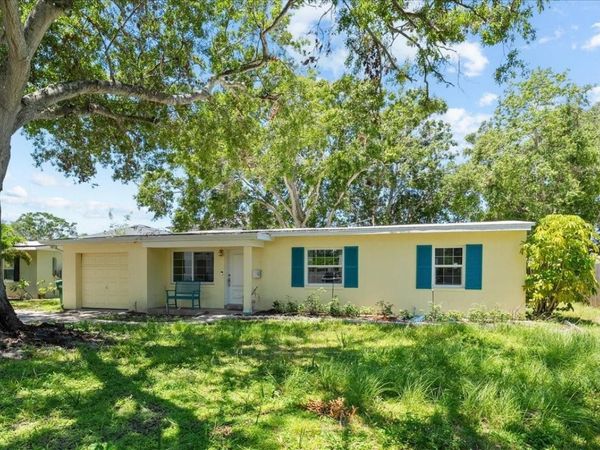 3613 S GARDENIA AVENUE, TAMPA, FL 33629