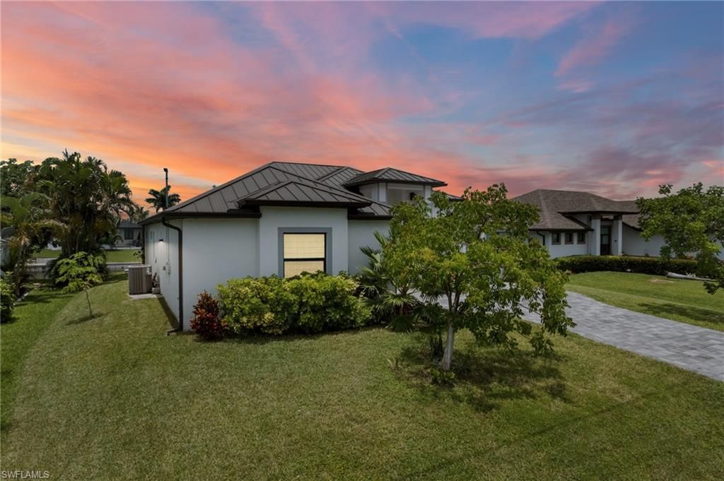 3022 SW 24th Ave, Cape Coral, FL 33914 Photo