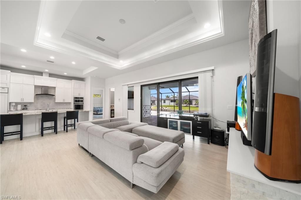 3022 SW 24th Ave, Cape Coral, FL 33914 Photo