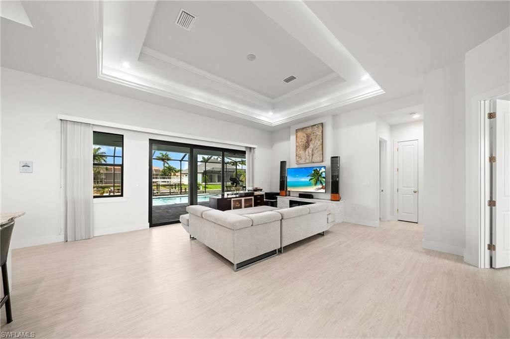 3022 SW 24th Ave, Cape Coral, FL 33914 Photo