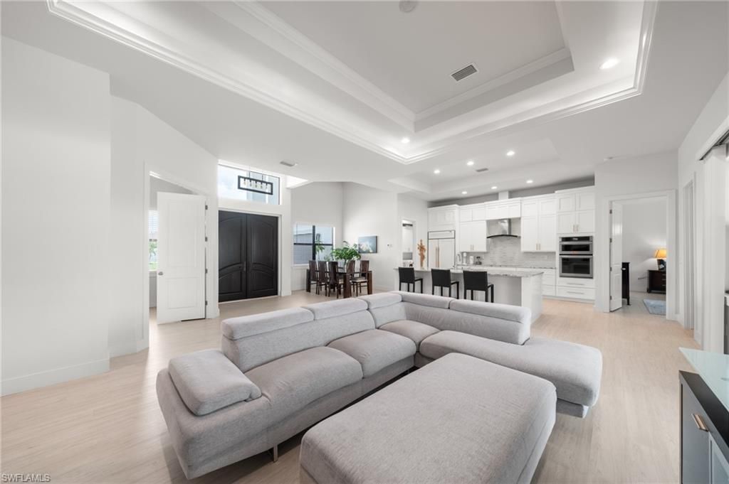 3022 SW 24th Ave, Cape Coral, FL 33914 Photo