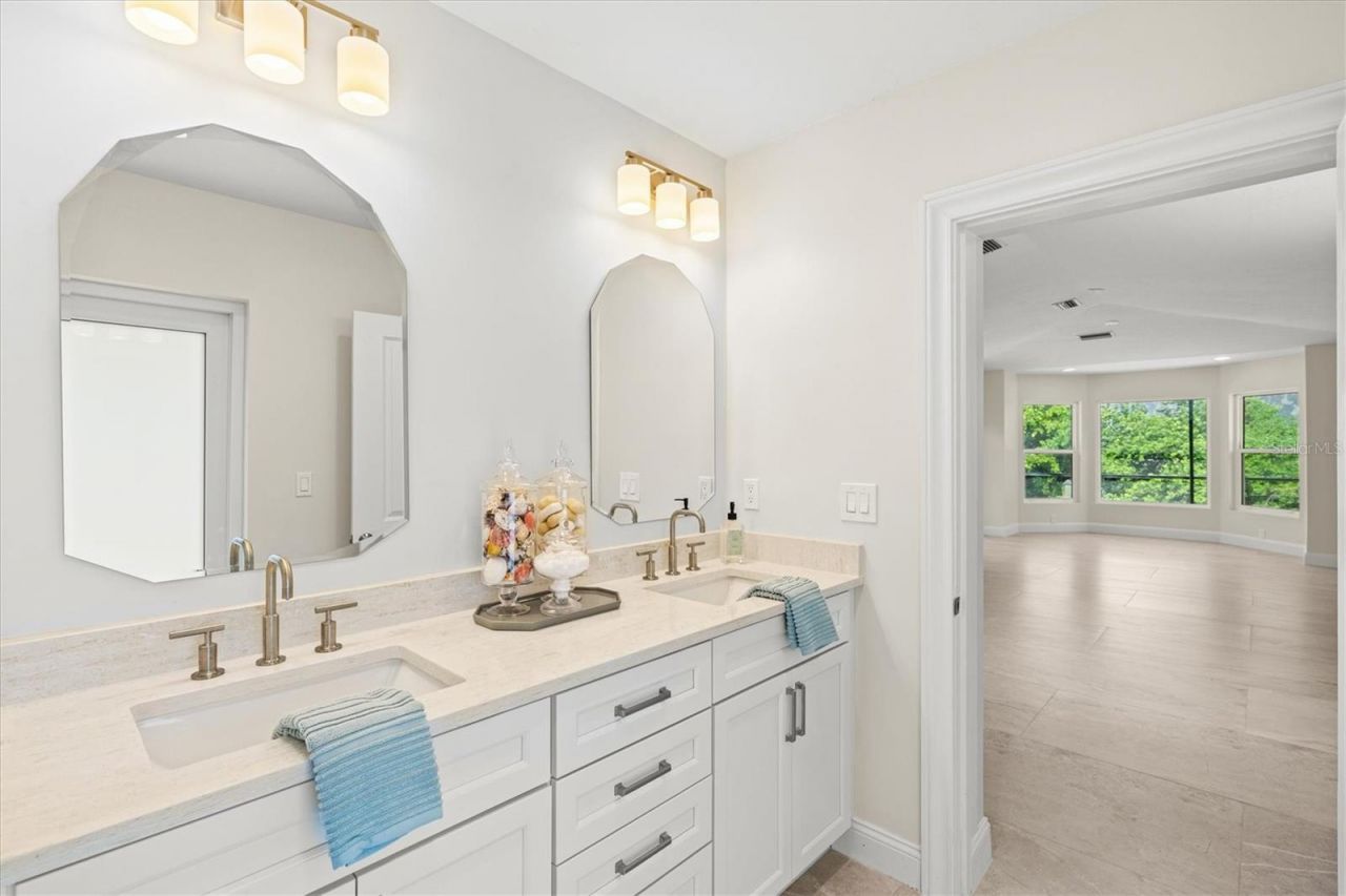 5012 Higel Avenue, Sarasota, FL 34242 Photo