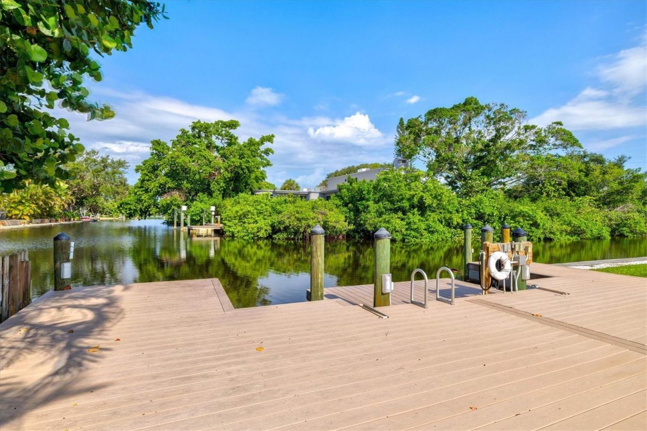 5012 Higel Avenue, Sarasota, FL 34242 Photo