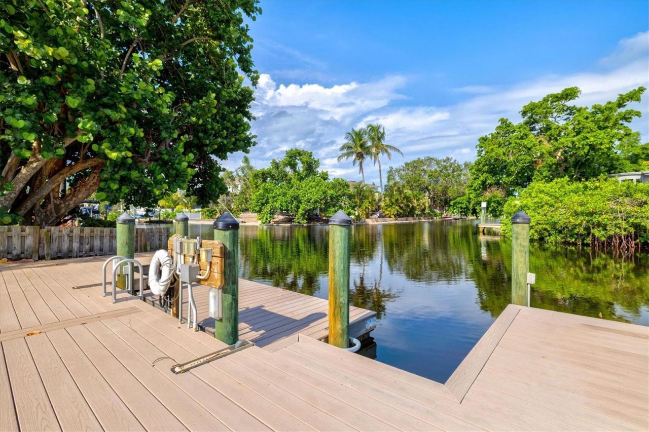 5012 Higel Avenue, Sarasota, FL 34242 Photo