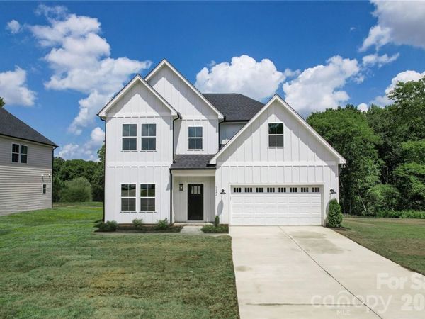 5242 Rocky River Crossing Road, Harrisburg, NC 28075
