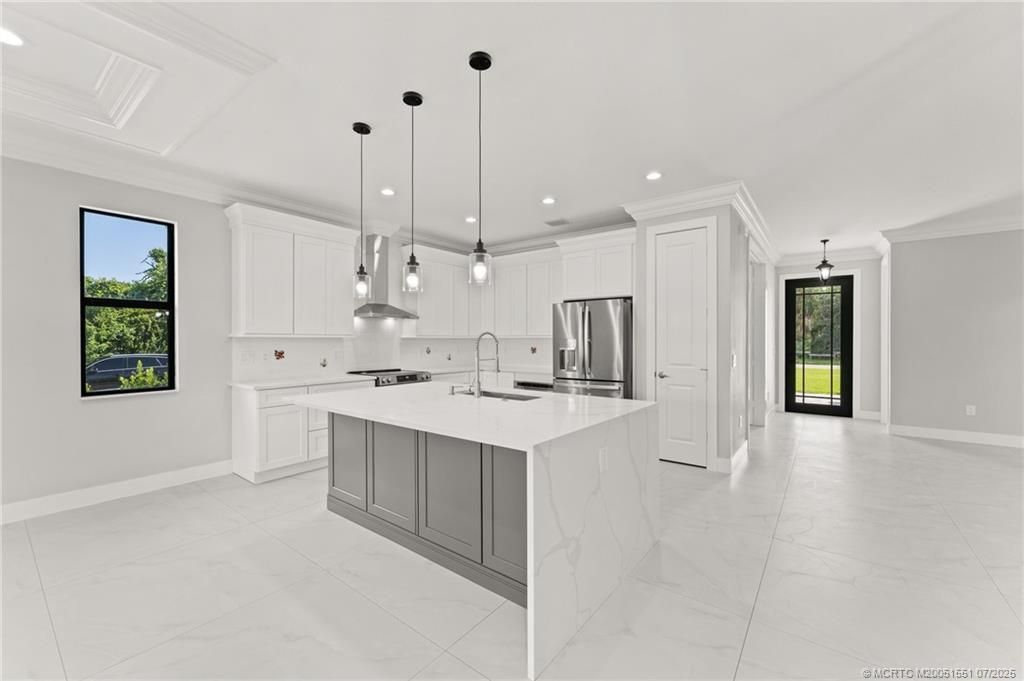 5460 SE Front Avenue, Stuart, FL 34997 Photo