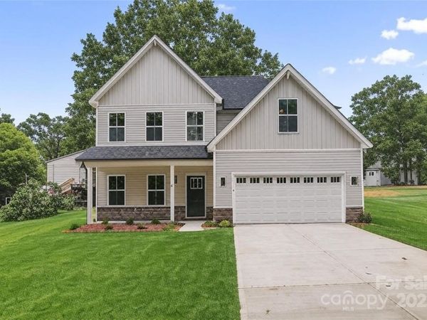 329 Henderson Circle, Harrisburg, NC 28075