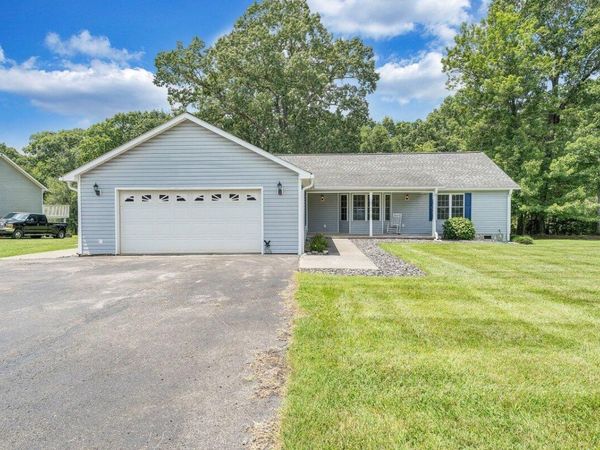 420 Stonybrook RD, Wirtz, VA 24184