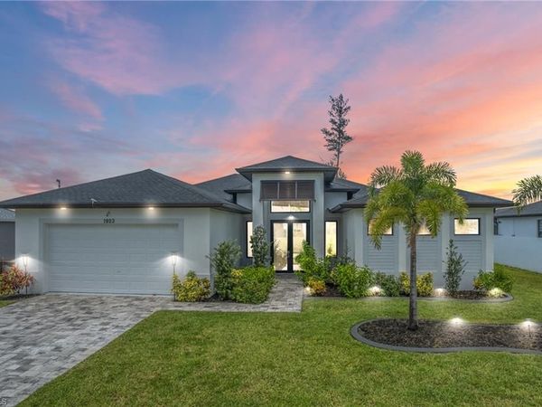 1923 SW 8th CT, CAPE CORAL, FL 33991
