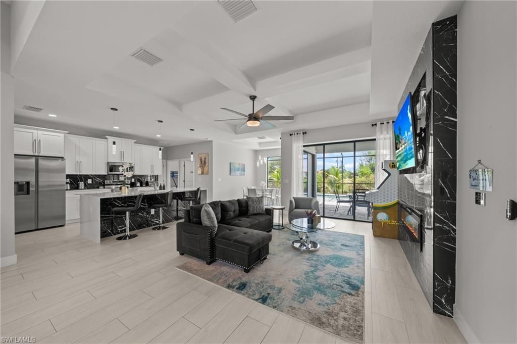 1923 SW 8th Ct, Cape Coral, FL 33991 Photo