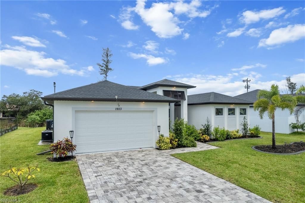 1923 SW 8th Ct, Cape Coral, FL 33991 Photo