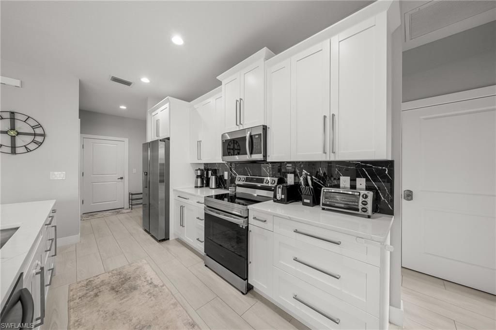 1923 SW 8th Ct, Cape Coral, FL 33991 Photo