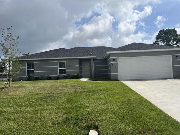1517 SW Aledo Lane, Port St. Lucie, FL 34953