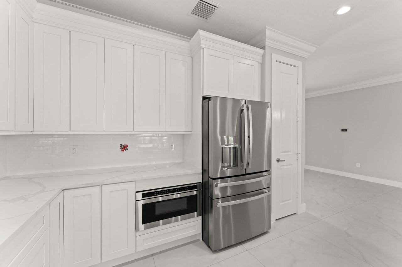 5460 SE Front Avenue, Stuart, FL 34997 Photo