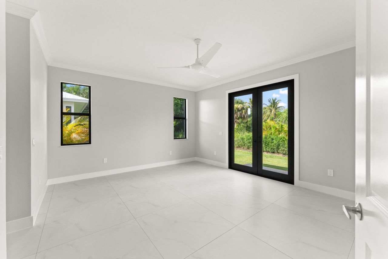 5460 SE Front Avenue, Stuart, FL 34997 Photo