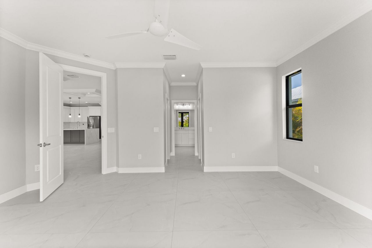 5460 SE Front Avenue, Stuart, FL 34997 Photo