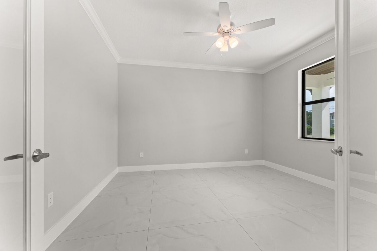 5460 SE Front Avenue, Stuart, FL 34997 Photo