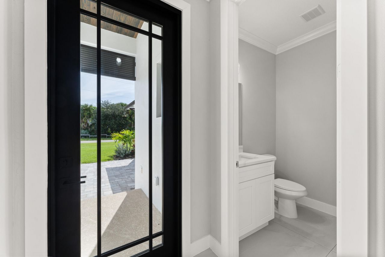 5460 SE Front Avenue, Stuart, FL 34997 Photo