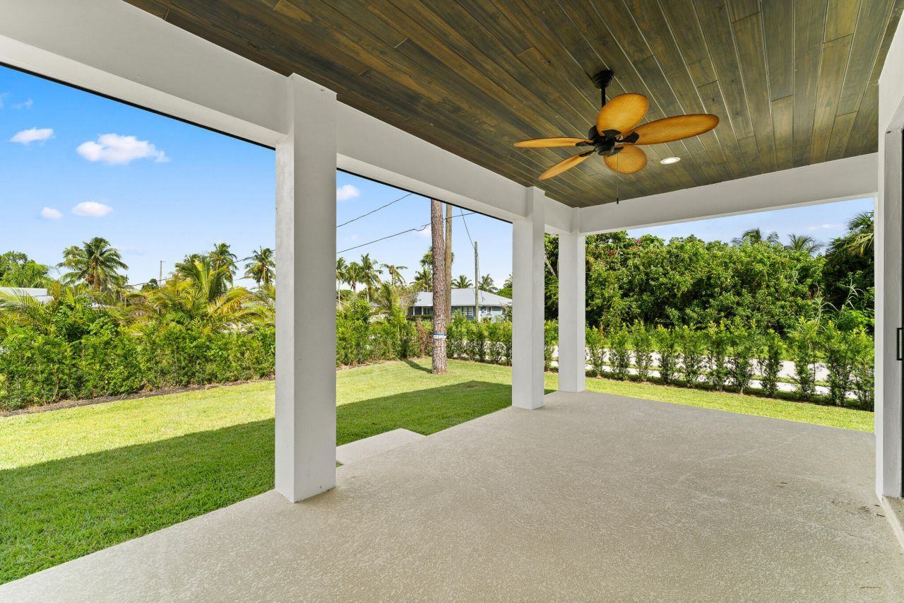5460 SE Front Avenue, Stuart, FL 34997 Photo