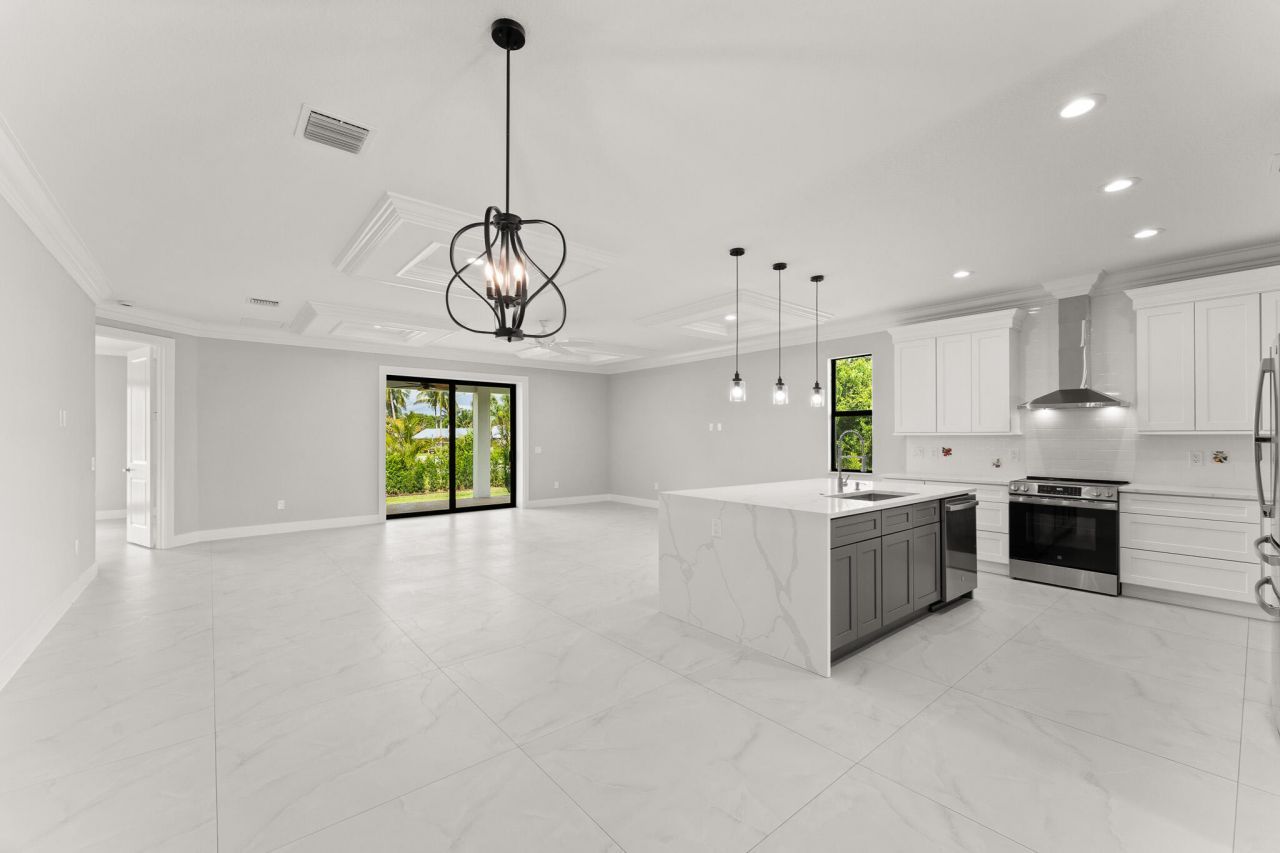 5460 SE Front Avenue, Stuart, FL 34997 Photo