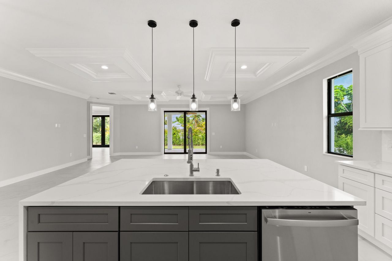 5460 SE Front Avenue, Stuart, FL 34997 Photo