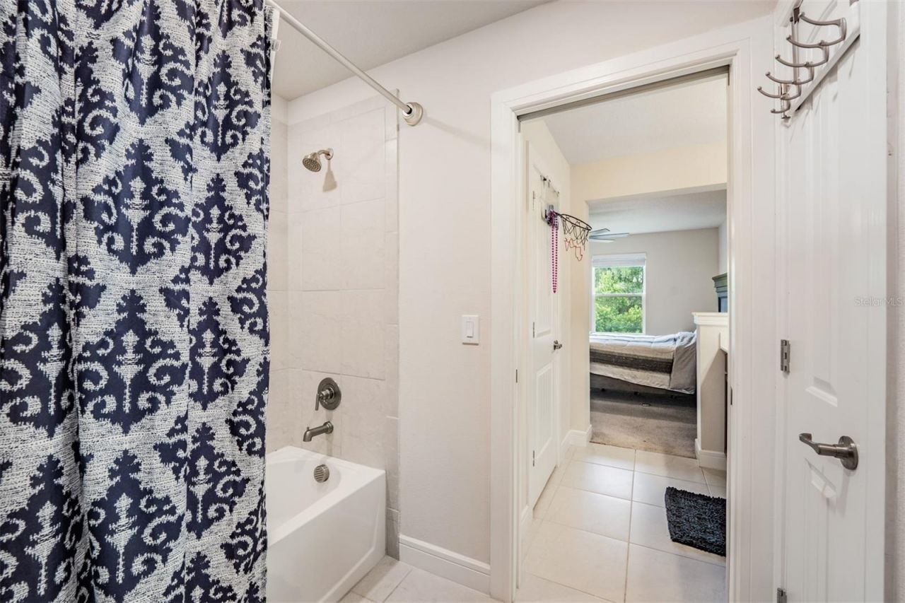 2836 Buckhorn Forest Drive, Valrico, FL 33594 Photo