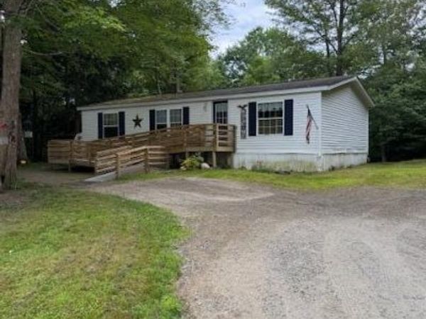 47 Round Stone Road, Mount Vernon, ME 04352