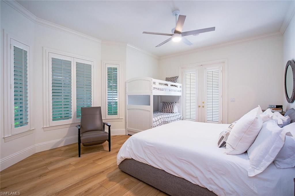 1633 Chinaberry Way, Naples, FL 34105 Photo